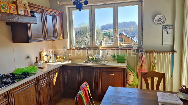 Maison - 97 m² - 5 pièces