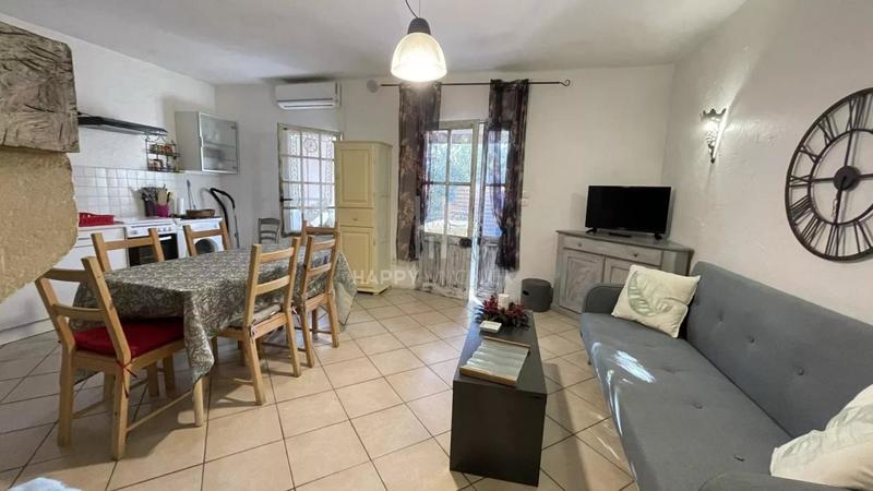 Propriété - 355 m² - 14 pièces