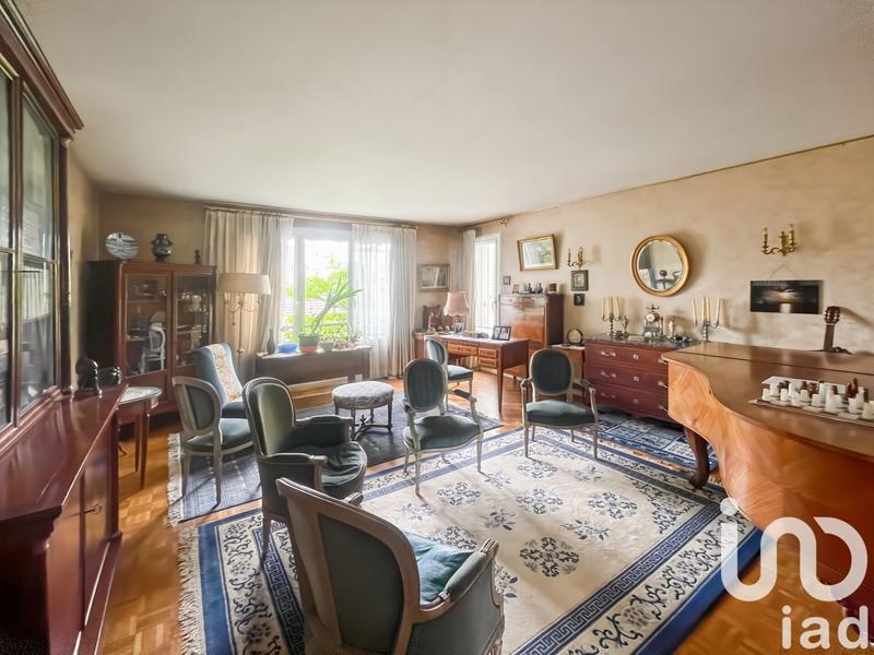 Appartement - 168 m² - 6 pièces