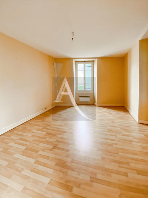 Maison - 200 m² - 7 pièces