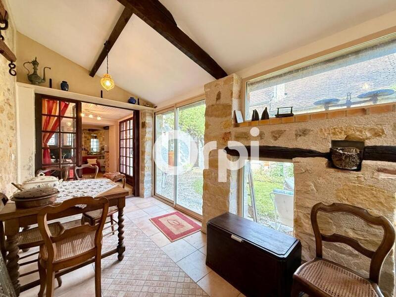 Maison - 110 m² - 4 pièces