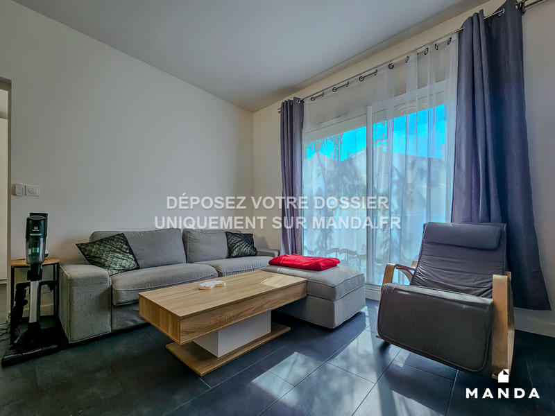 Chambre - 14 m² - 5 pièces