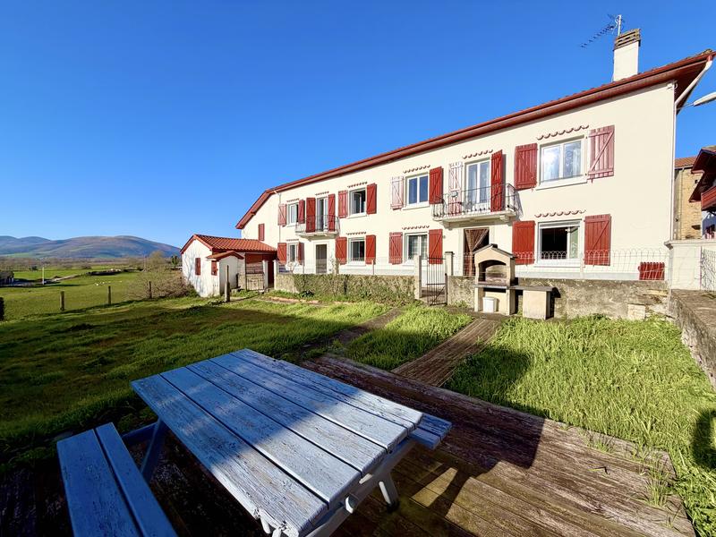 Maison de village - 249 m² - 10 pièces