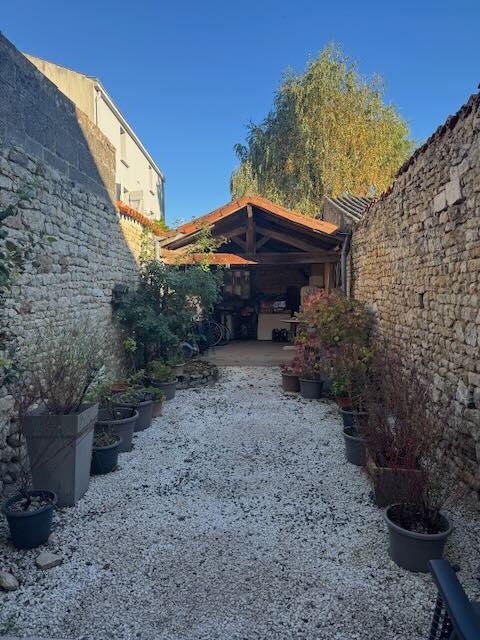 Maison - 94 m² - 4 pièces