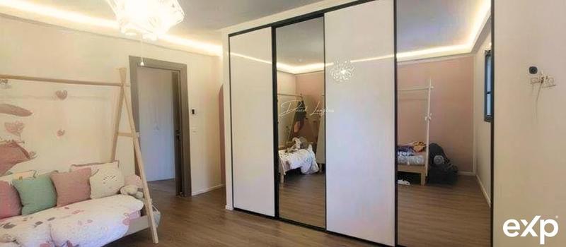 Villa - 180 m² - 5 pièces