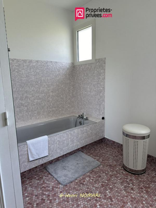 Maison - 280 m² - 10 pièces