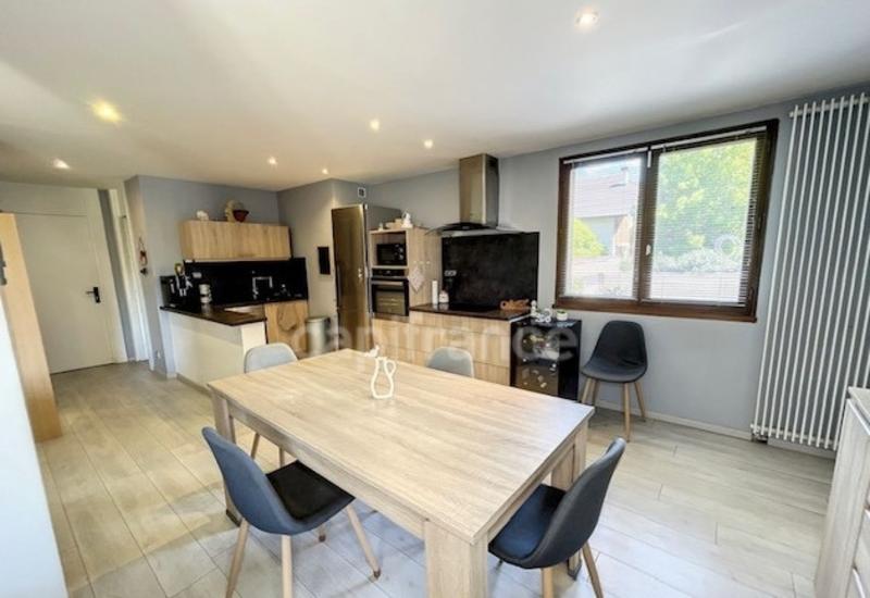 Appartement - 123 m² - 6 pièces