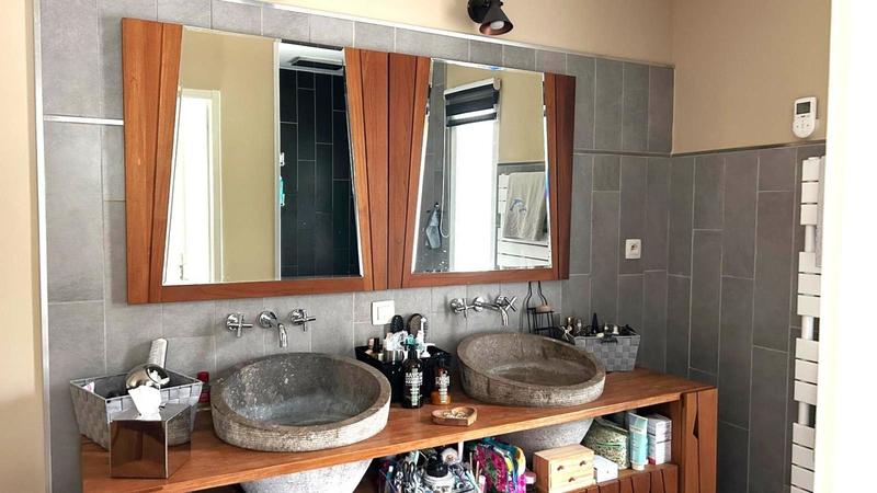 Maison - 193 m² - 6 pièces