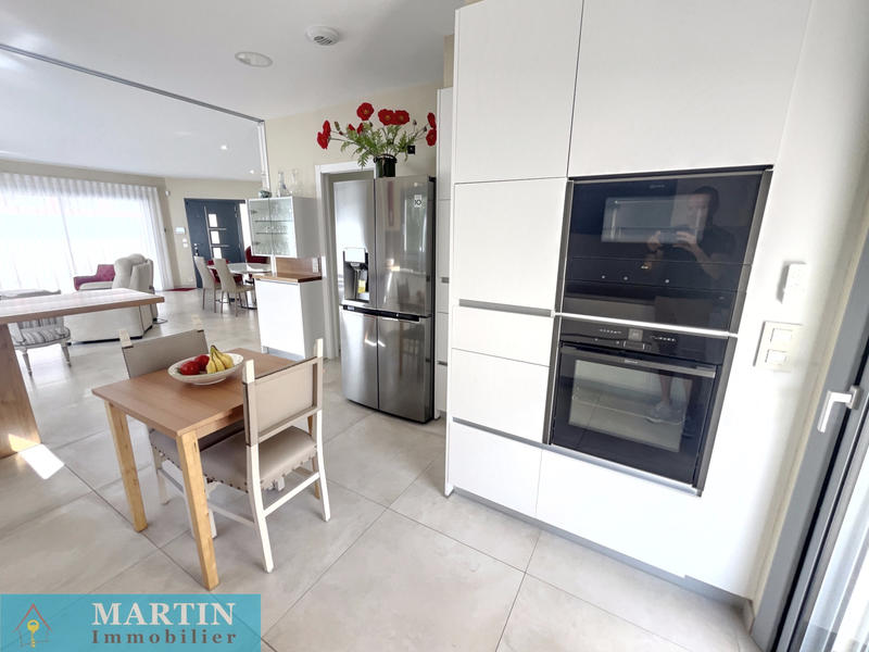 Maison - 137 m² - 4 pièces