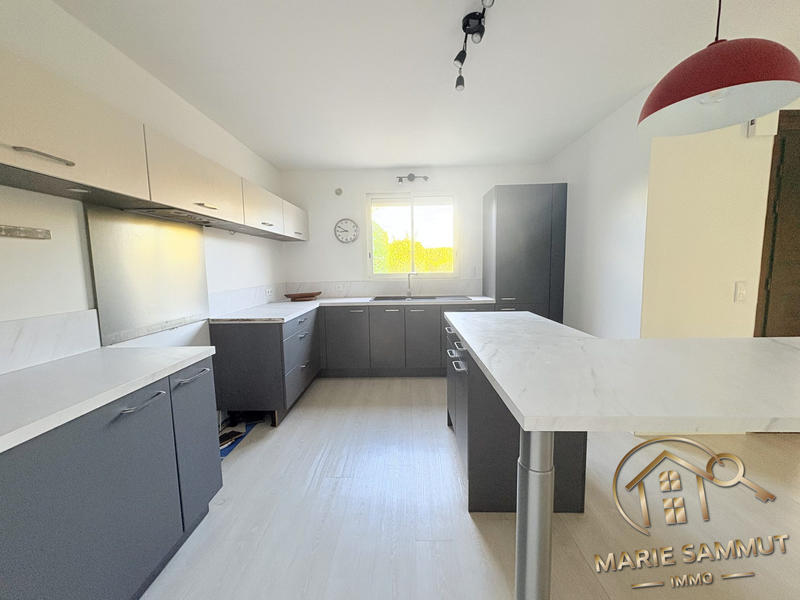 Maison traditionnelle - 163 m² - 5 pièces