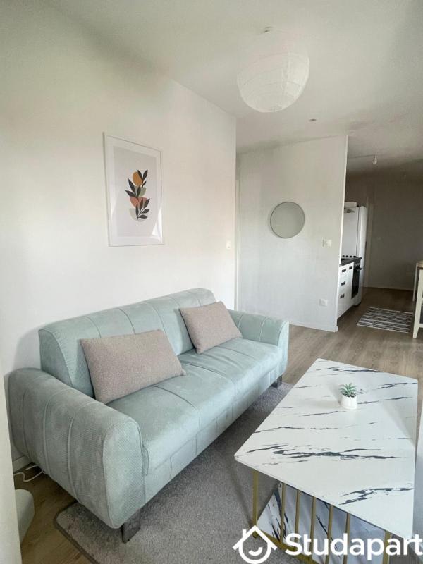 Chambre - 11 m² - 1 pièce