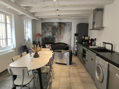 Maison de village - 273 m² - 10 pièces