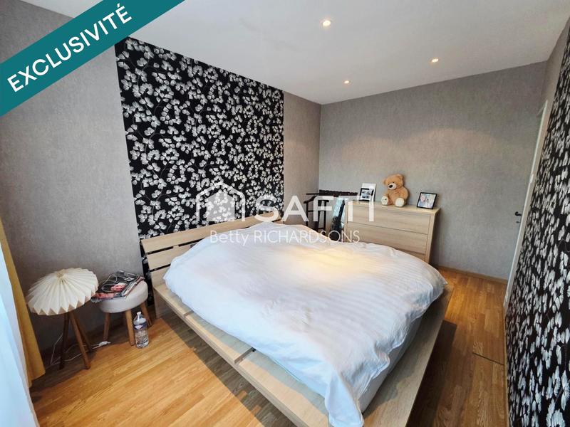 Maison - 119 m² - 8 pièces