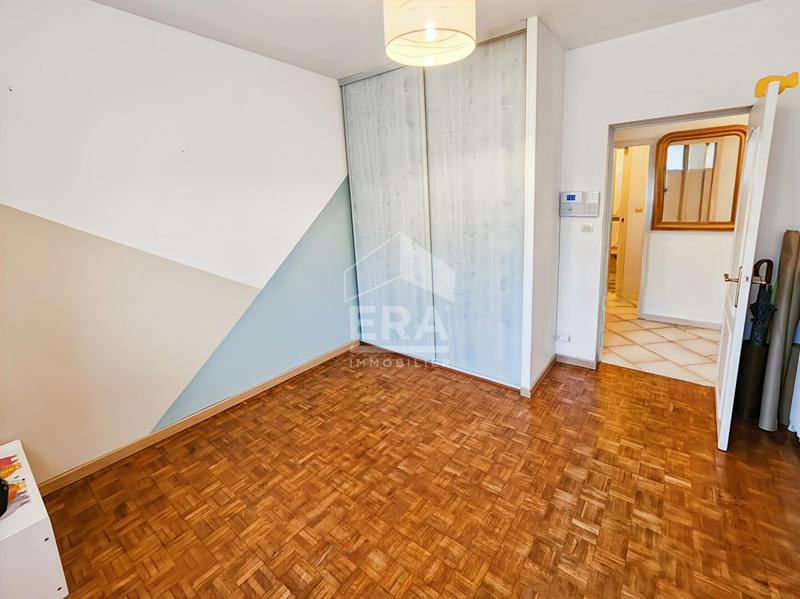 Maison - 175 m² - 10 pièces