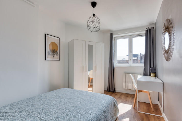 Appartement - 100 m² - 5 pièces