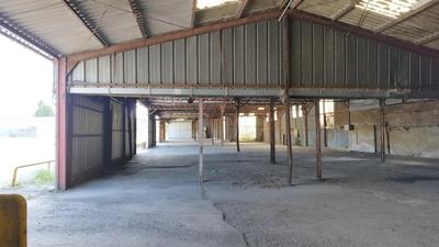 Entrepôt - 4 600 m²