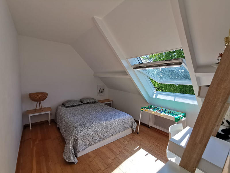 Maison - 157 m² - 9 pièces