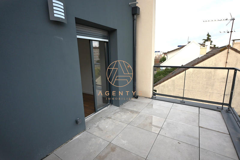 Maison - 114 m² - 6 pièces