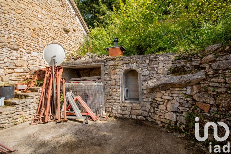 Maison - 249 m² - 9 pièces