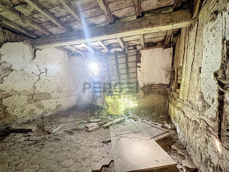 Maison - 225 m² - 6 pièces