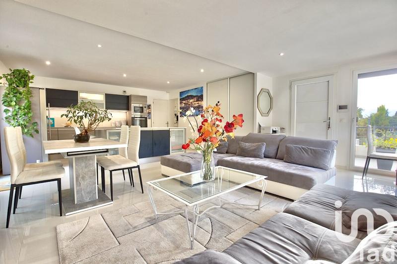 Appartement - 168 m² - 3 pièces