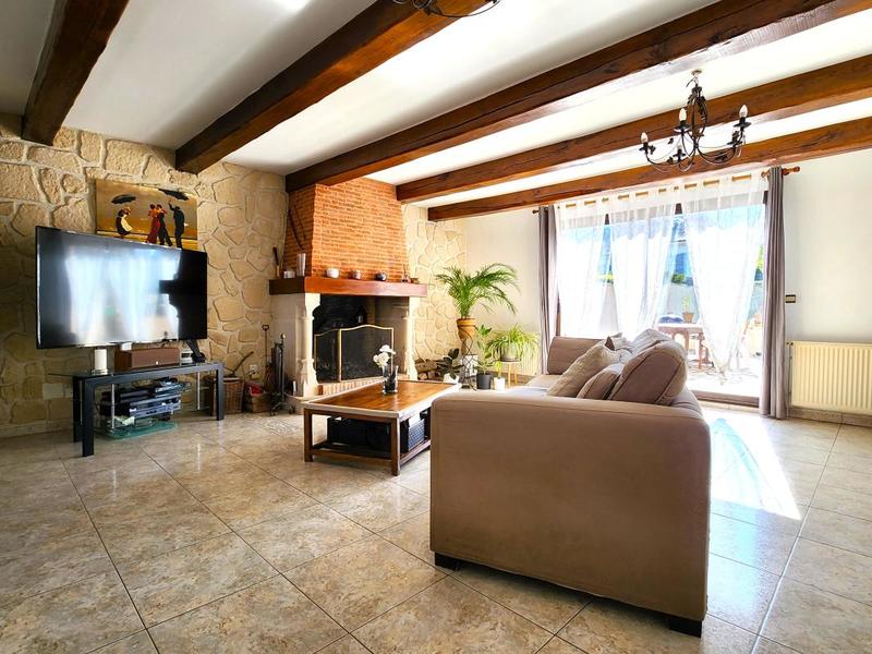 Maison - 145 m² - 7 pièces