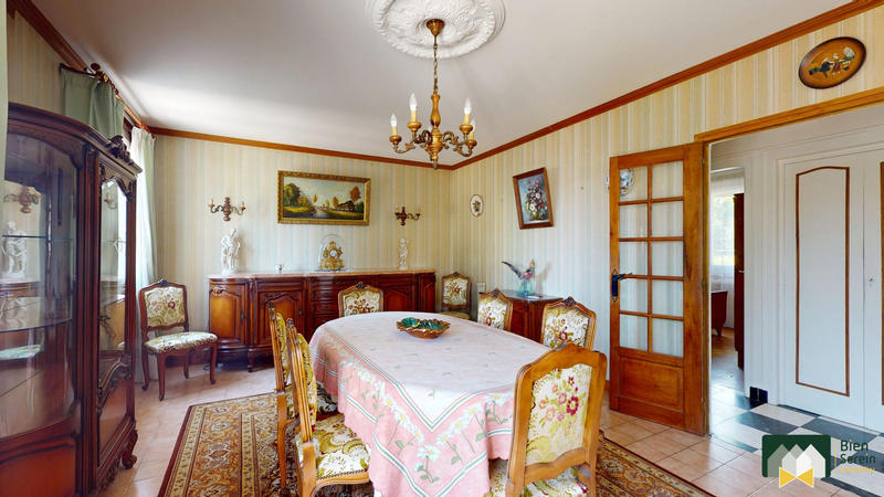 Maison - 129 m² - 8 pièces