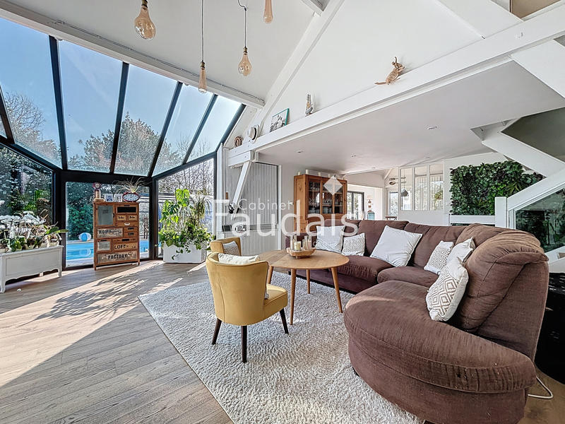 Maison - 162 m² - 7 pièces