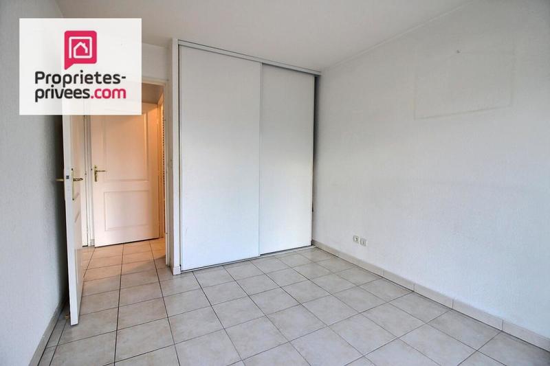 Appartement - 82 m² - 3 pièces