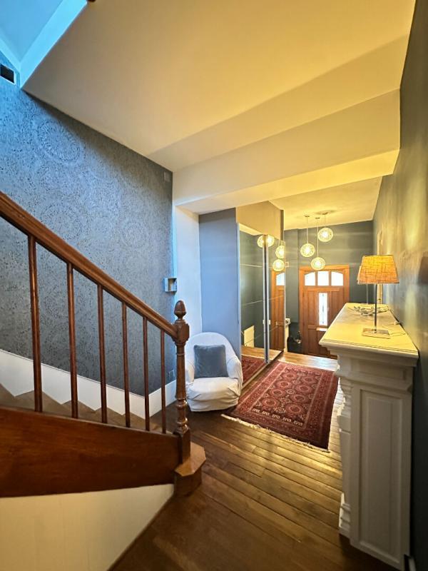 Maison de ville - 160 m² - 6 pièces