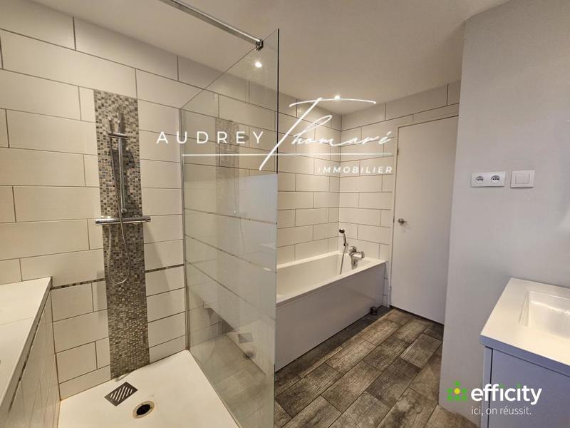 Pavillon - 125 m² - 7 pièces