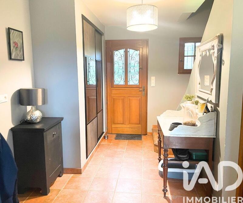 Maison - 180 m² - 7 pièces