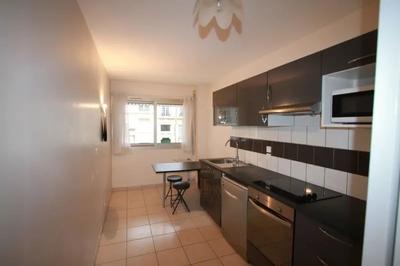 Appartement - 79 m² - 3 pièces