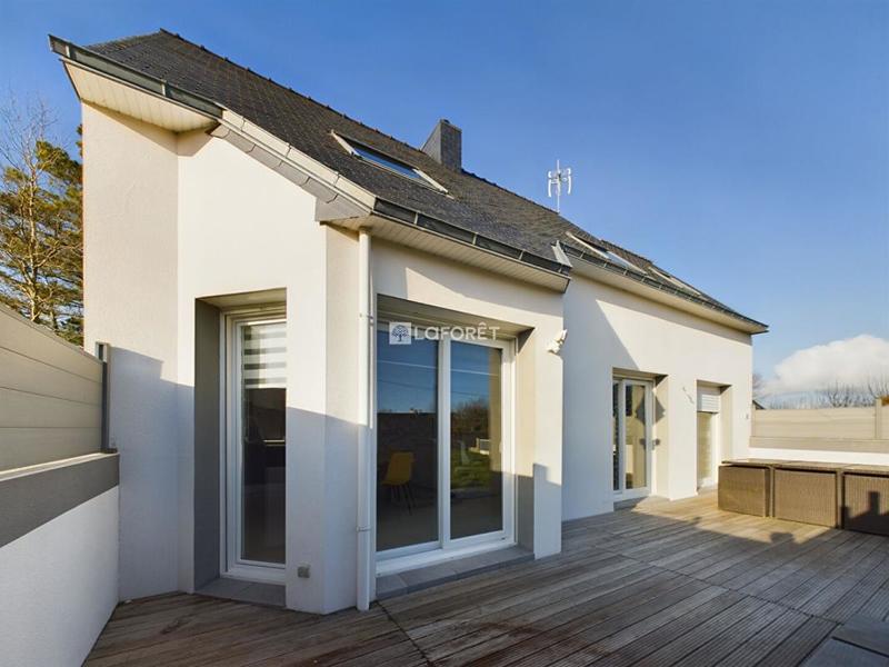 Maison - 120 m² - 6 pièces