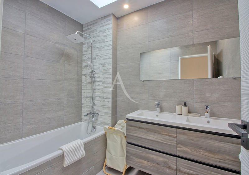 Maison - 124 m² - 5 pièces