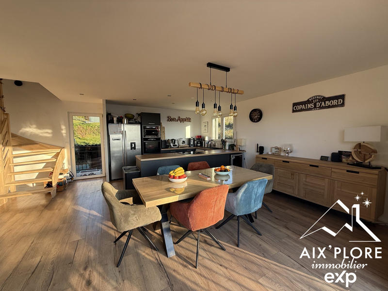 Maison - 132 m² - 7 pièces