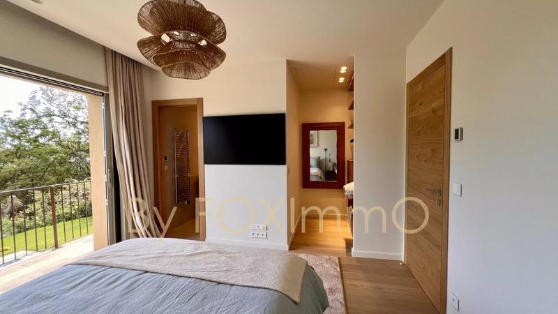 Villa - 180 m² - 6 pièces