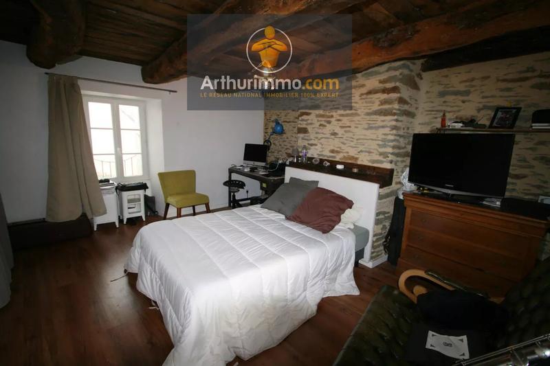 Maison - 134 m² - 7 pièces