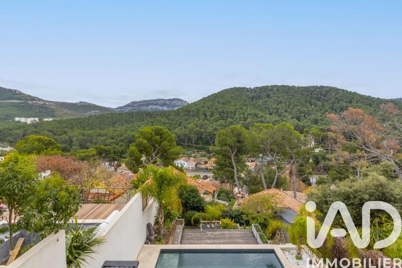 Maison - 142 m² - 6 pièces