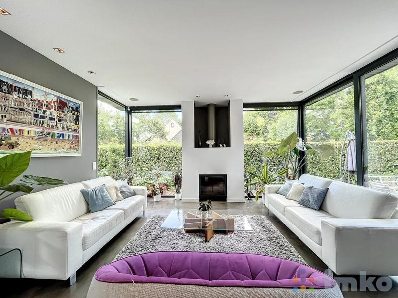 Maison - 248 m² - 6 pièces