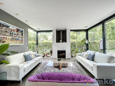 Maison - 248 m² - 6 pièces