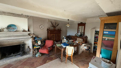 Maison - 420 m² - 8 pièces