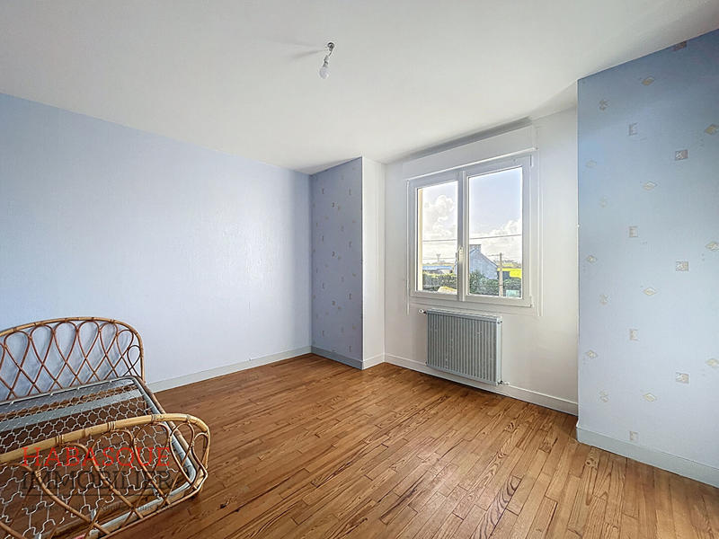 Maison - 98 m² - 4 pièces