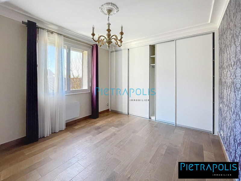 Villa - 390 m² - 14 pièces