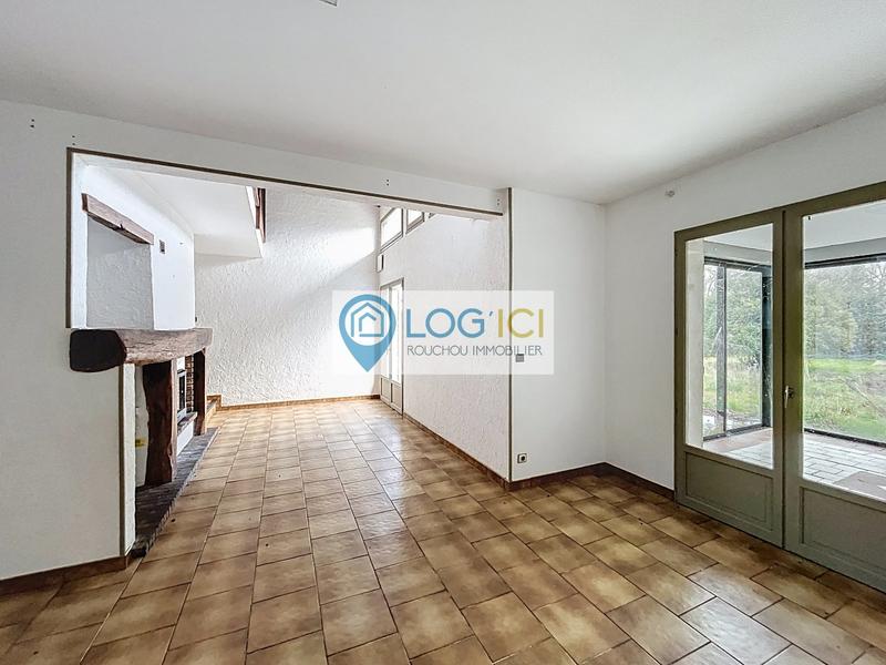 Maison - 216 m² - 10 pièces