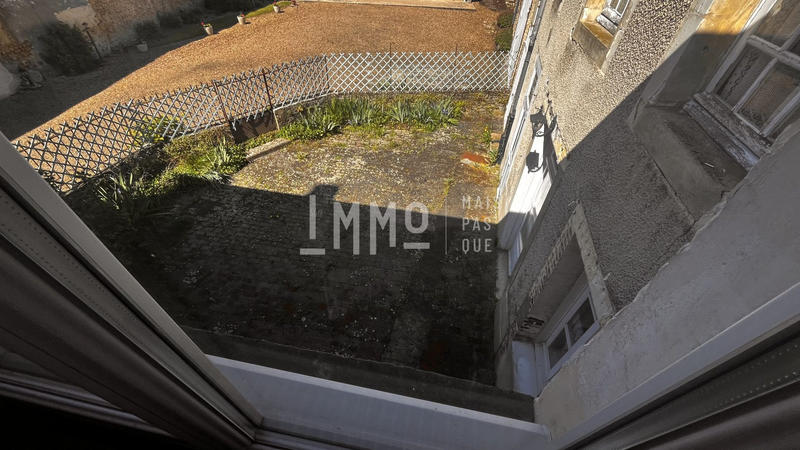 Maison - 200 m² - 7 pièces