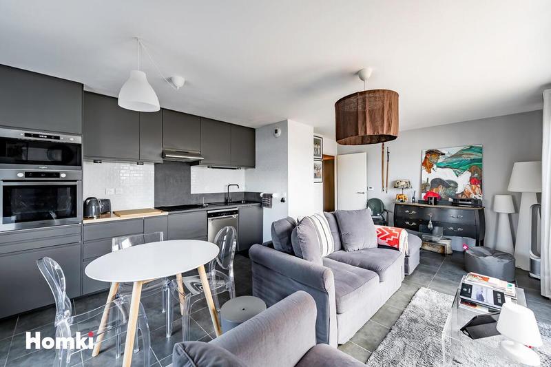 Appartement - 81 m² - 4 pièces