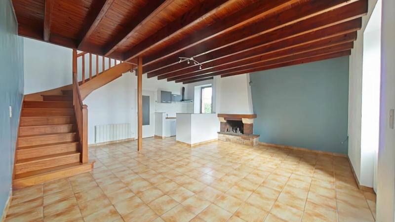 Maison en pierre - 61 m² - 3 pièces