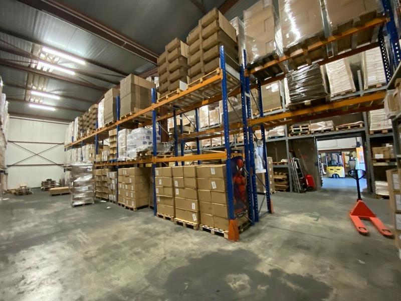 Atelier d'activités - 1 300 m²