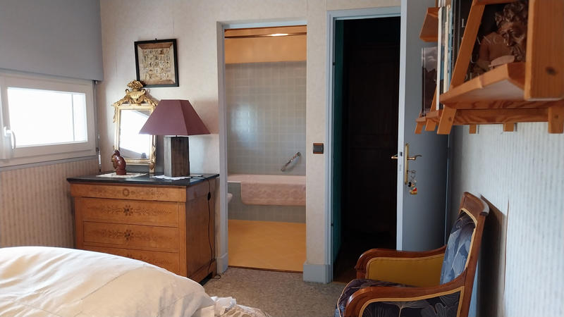 Maison - 245 m² - 8 pièces